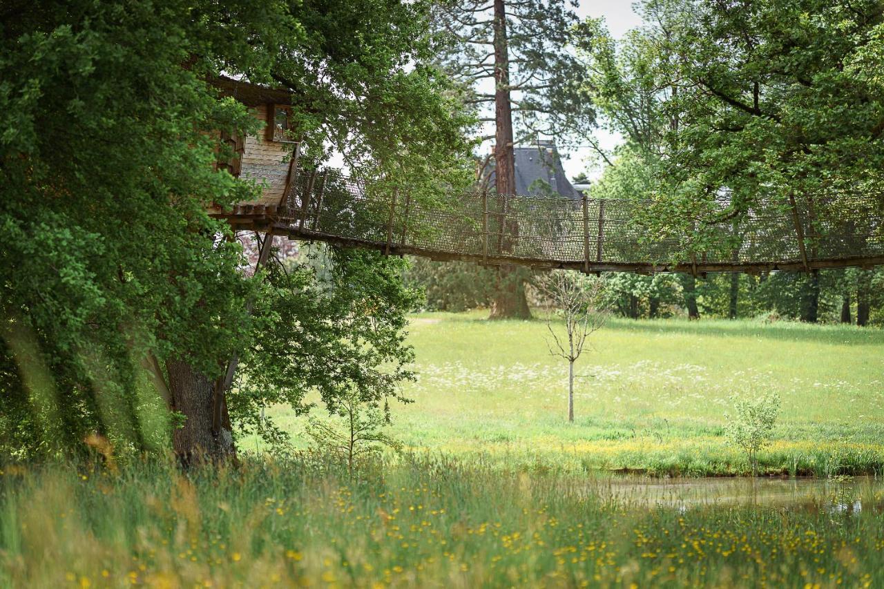 Cabane Perchee Dans Les Arbres Saint-Hilaire-en-Morvan Екстериор снимка