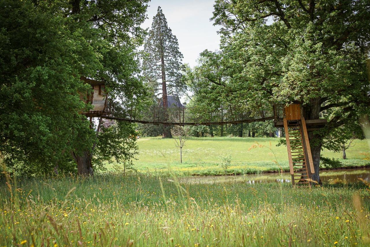 Cabane Perchee Dans Les Arbres Saint-Hilaire-en-Morvan Екстериор снимка